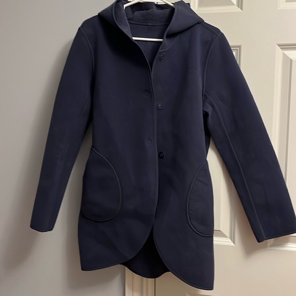 Lululemon jacket reversible with hood soft scuba material navy size 8 EUC